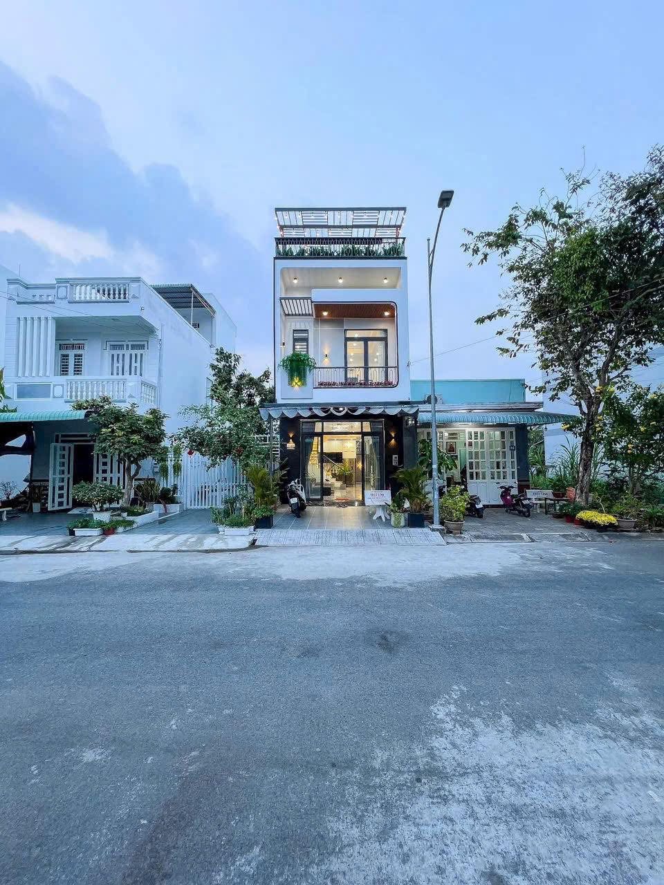 Bán nhà riêng 3 tầng 5x16m đường D6 KDC Hồng Loan Quận Cái Răng Cần Thơ