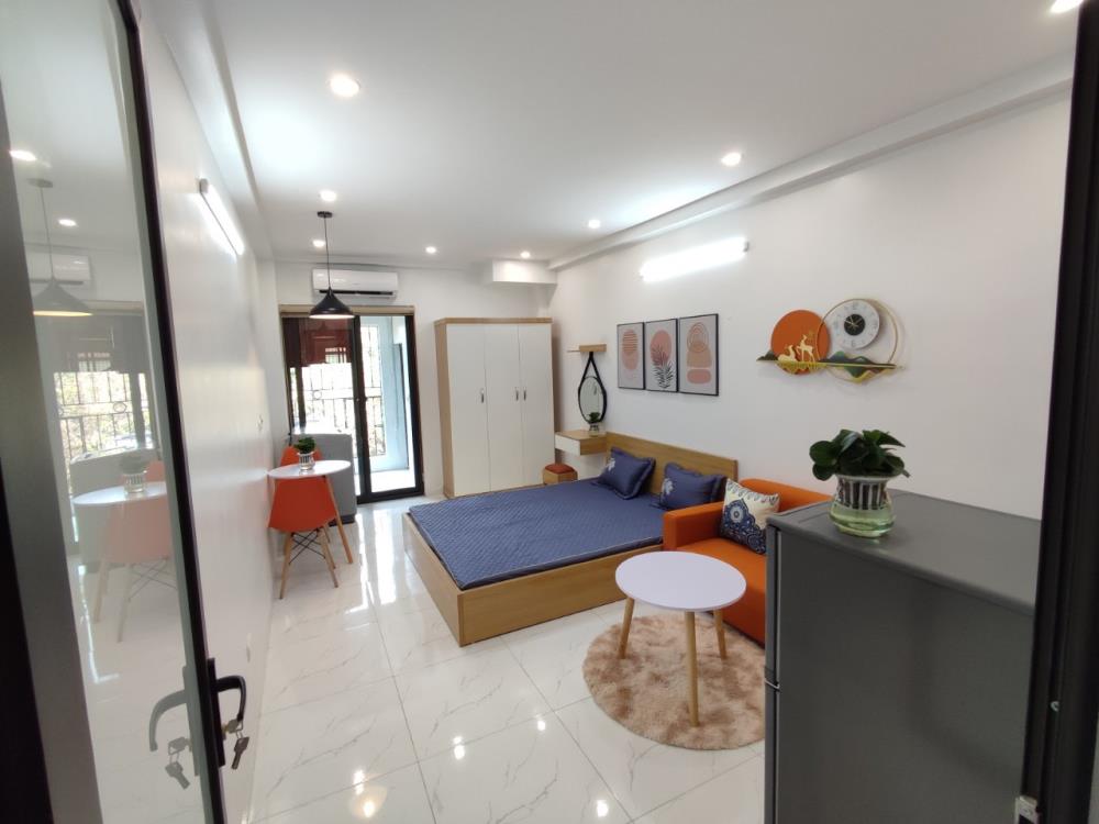 Bán tòa CCMN 55m² ngõ 260 Cầu Giấy lô góc thu 100 triệu/tháng