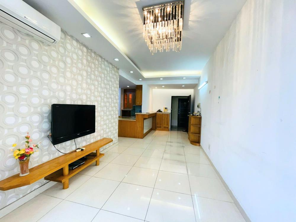 Bán căn hộ chung cư 72m2 Urban Hill Tân Phong Quận 7 tiện ích đầy đủ