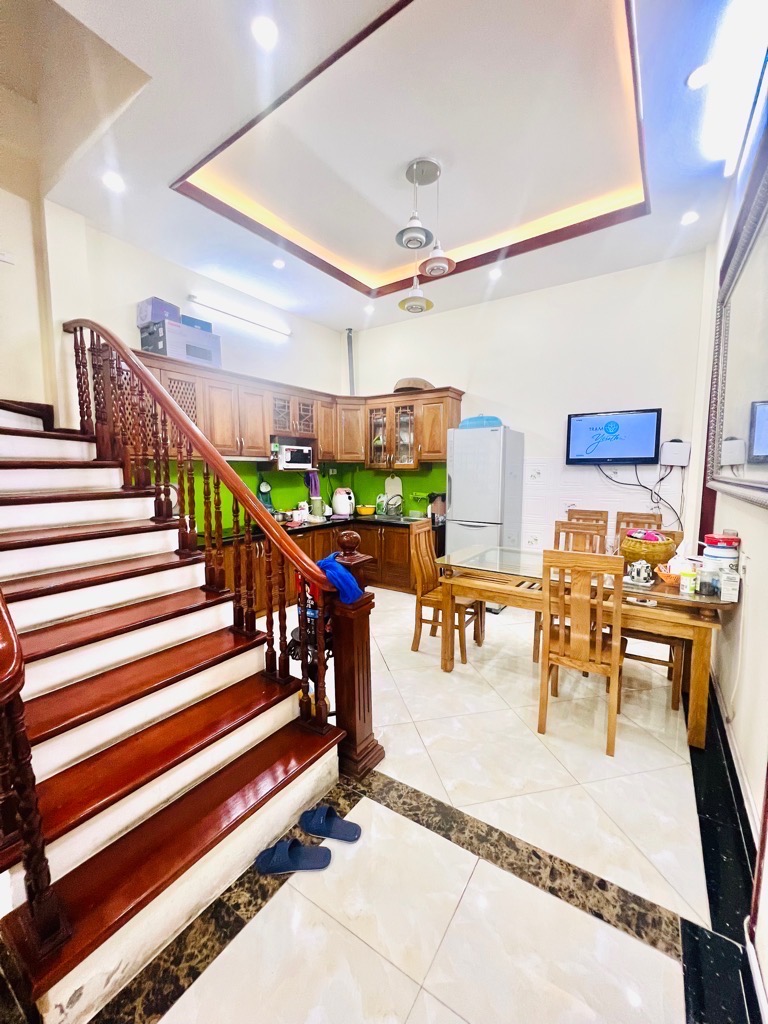 Bán nhà riêng 46m2 Phường Tương Mai, Quận Hoàng Mai gần hồ đền lừ
