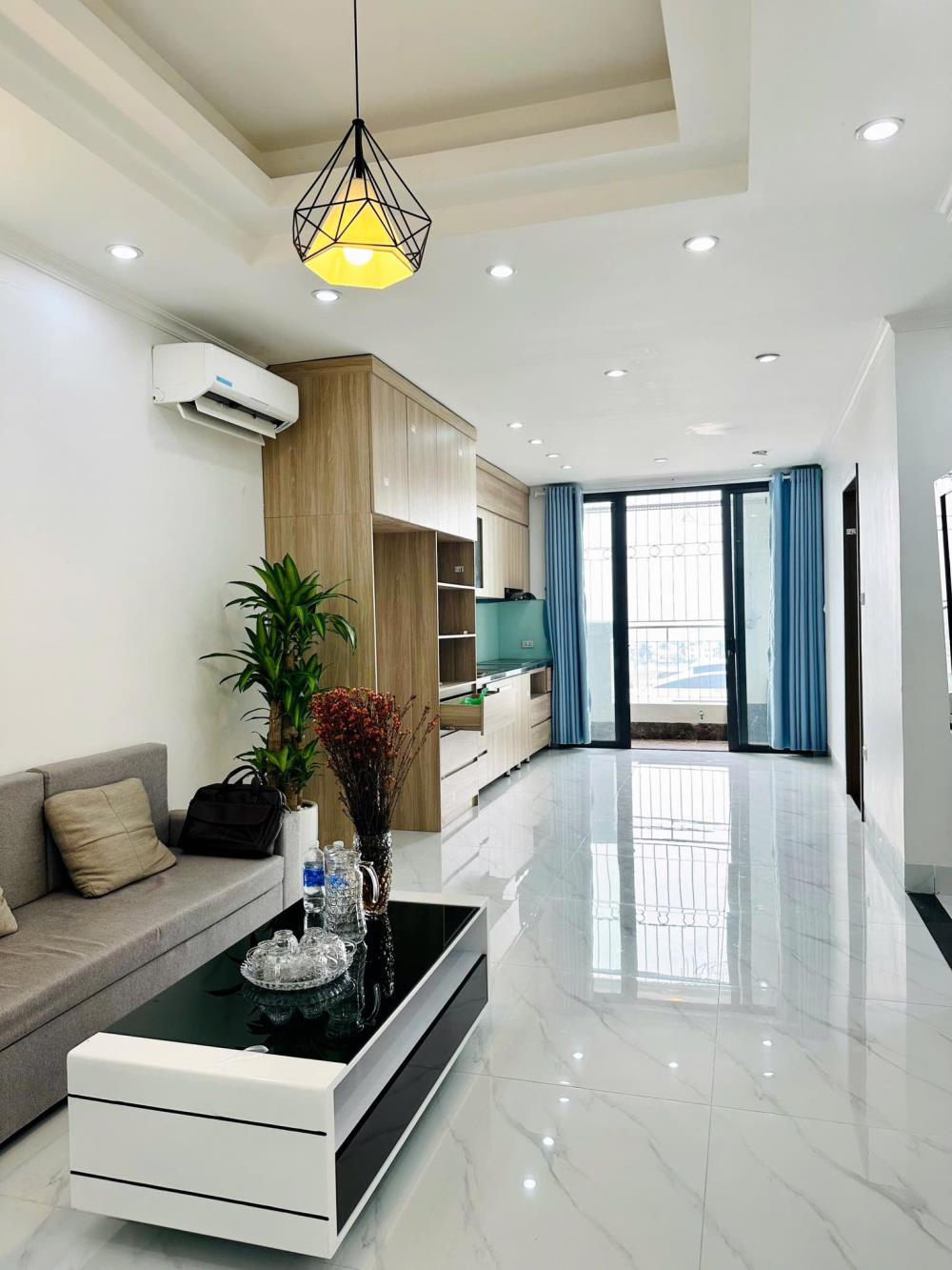 Bán căn hộ chung cư 68m² Võ Chí Công, quận Tây Hồ đầy đủ nội thất