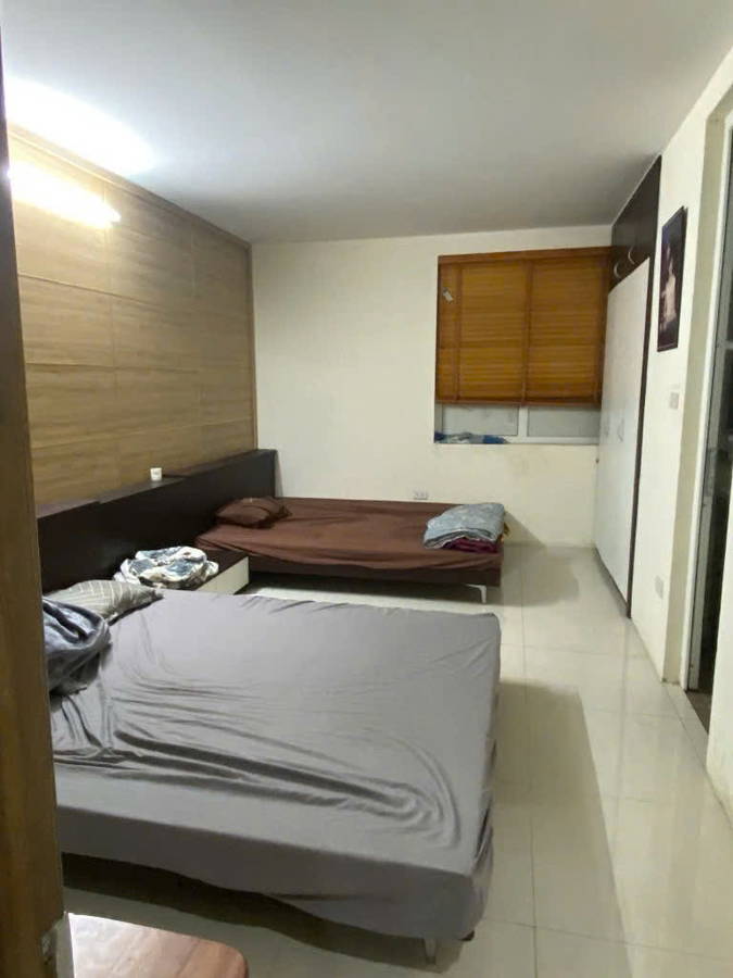 Bán căn hộ chung cư 105m2 Số 4 Chính Kinh, Thanh Xuân, nội thất đầy đủ