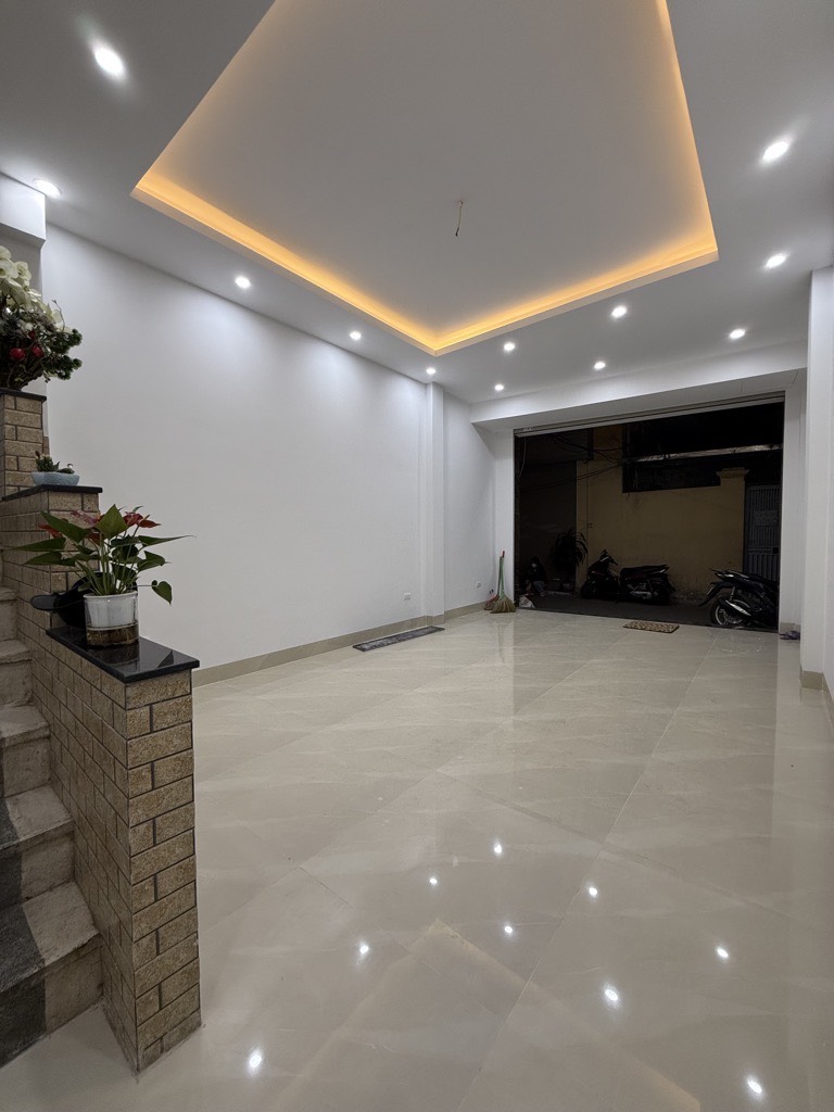 Bán nhà riêng 60m² Trần Duy Hưng, Cầu Giấy, ngõ thông rộng, giá chỉ 14,8 tỷ