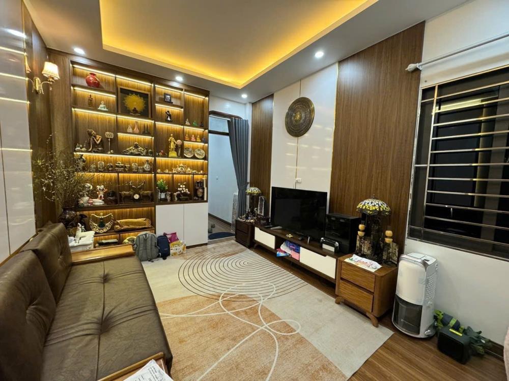Bán nhà riêng 50m2 Lê Quang Đạo, Nam Từ Liêm, ngõ thoáng và nội thất sang trọng