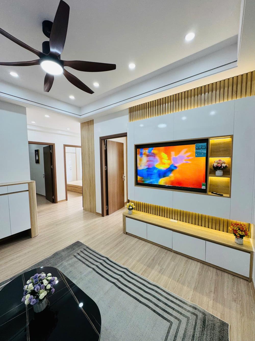 Bán căn hộ chung cư 64m2 KĐT Linh Đàm, Hoàng Mai, nội thất đầy đủ