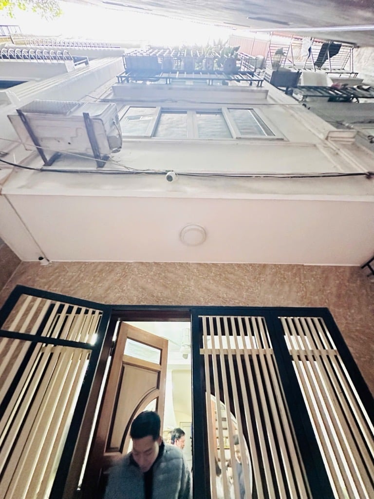Sang nhượng nhà riêng 5 tầng đường Cầu Giấy 30m2 giá 6,9 tỷ