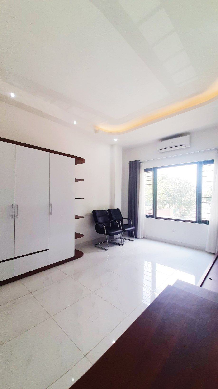 Chính chủ bán nhà 280m2, hẻm xe hơi 1 sẹc thông D2, 10x28m, giấy phép xây dựng hầm 6 tầng sân thượng, giá 25,5 tỷ