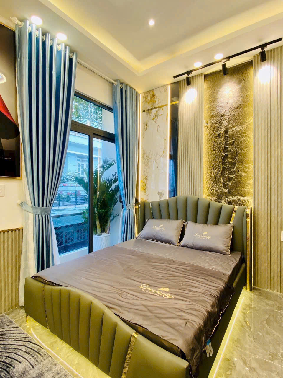 Bán nhà riêng 38m2 tại Lê Văn Sỹ, P1, Tân Bình, hẻm xe hơi, giá tốt