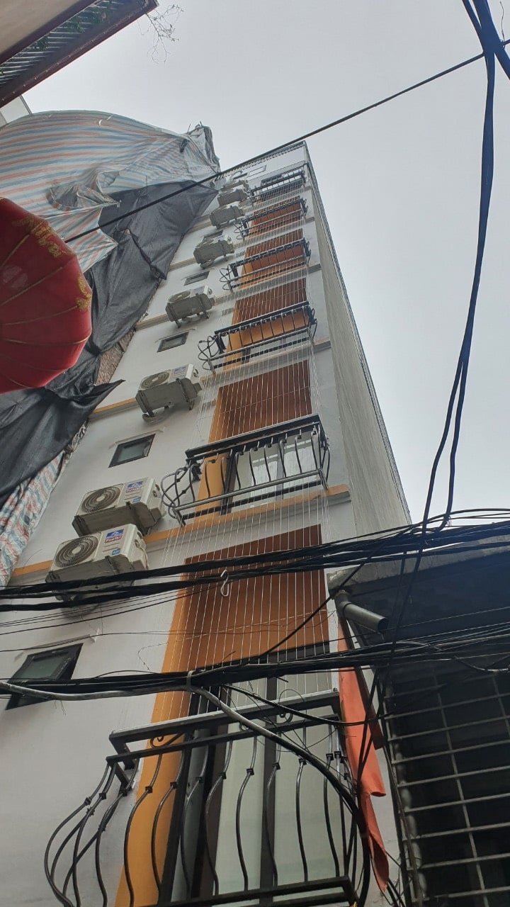 Bán nhà riêng 9 tầng thang máy tại Yên Xá 75m² gần trường Đại Học giá 10,8 tỷ