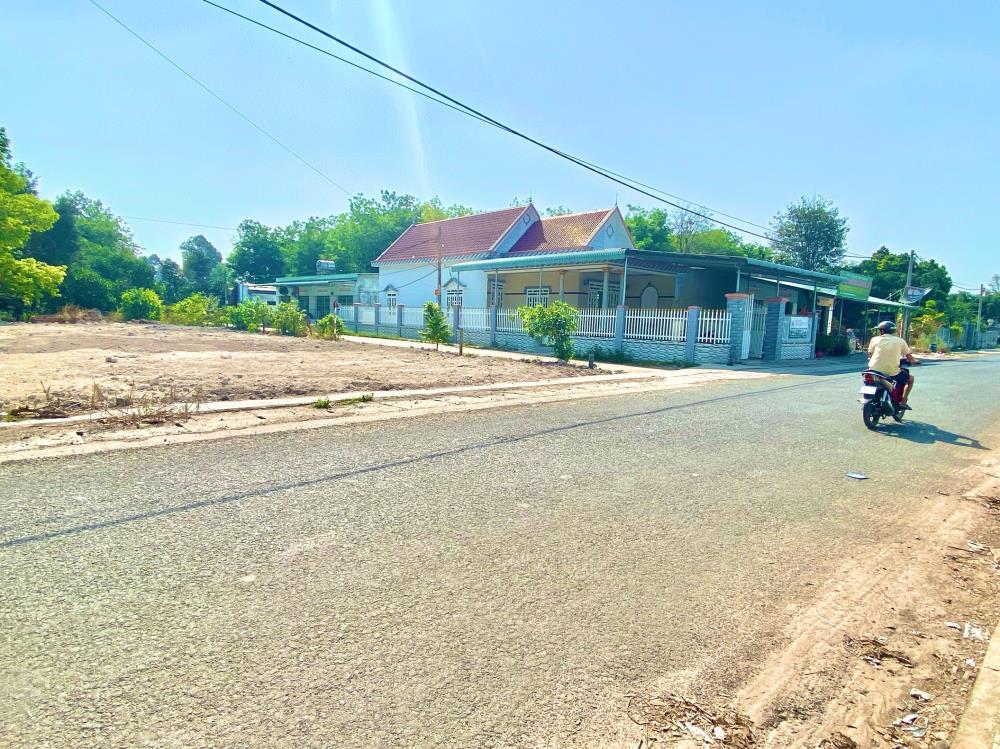Bán đất thổ cư 30x35m ngay chợ Xã Nha Bích, Huyện Chơn Thành, Bình Phước giá 180 triệu