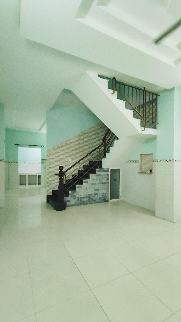 Bán nhà riêng 2 tầng 98m2 hẻm xe hơi 8m Phường Tăng Nhơn Phú B giá chỉ 6,8 tỷ