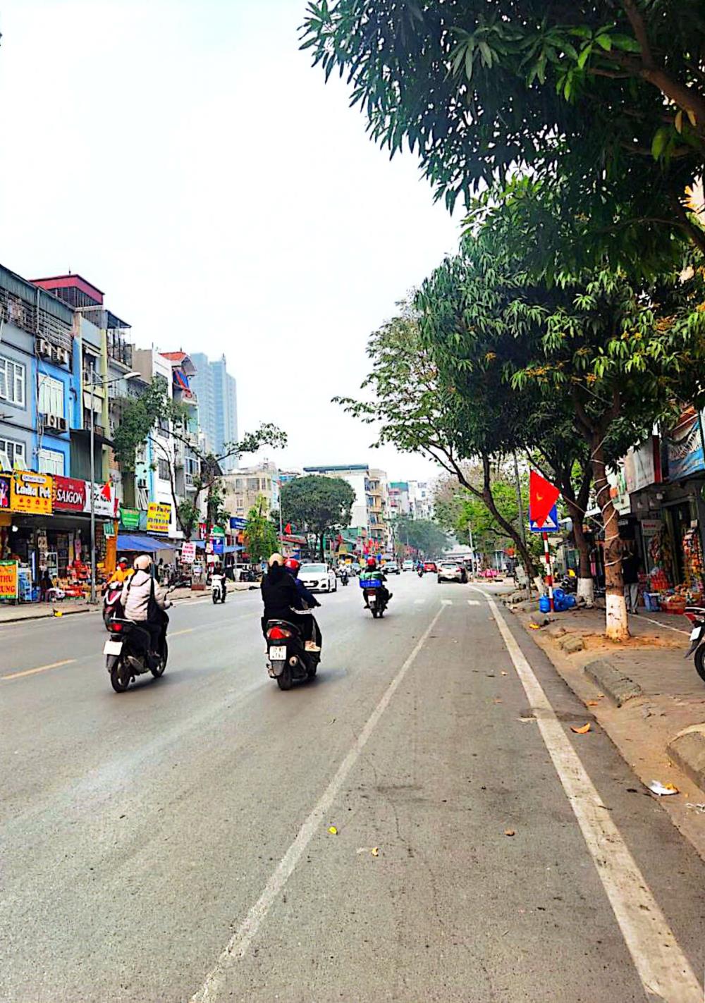 Bán nhà riêng 42m2 Phường Dịch Vọng, Quận Cầu Giấy, thiết kế 5 tầng, kinh doanh tốt