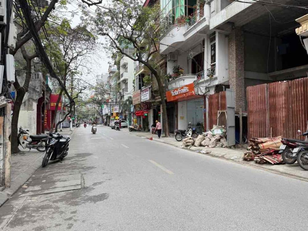 Bán nhà riêng 103m² mặt phố Nguyễn Ngọc Nại, Thanh Xuân, thang máy, cho thuê 200 triệu/tháng