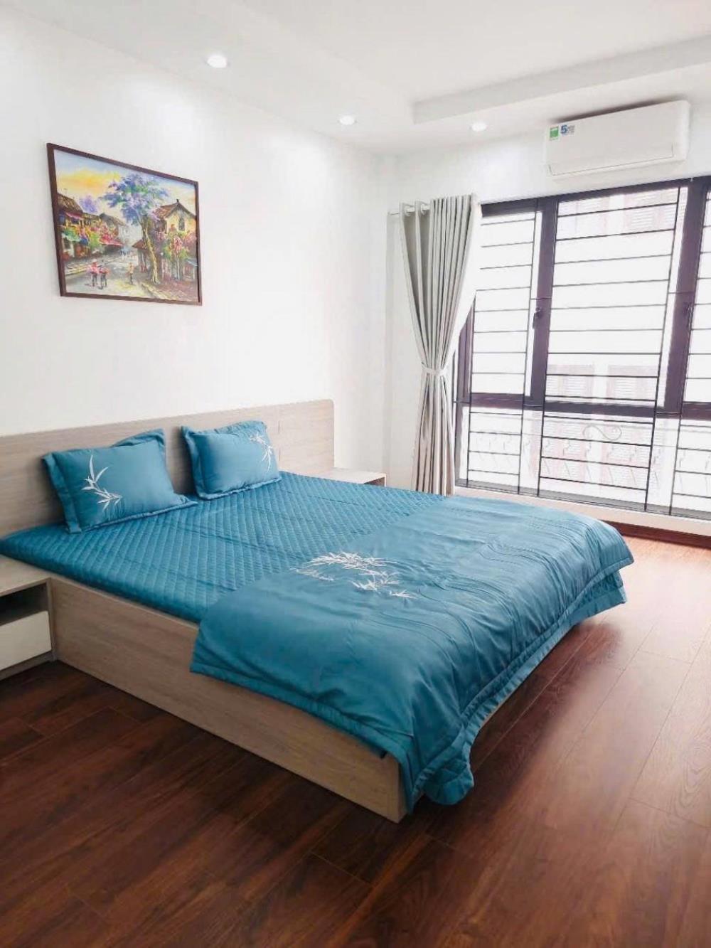 Bán nhà cũ phường 10, Tân Bình, 70m², sổ vuông A4, gần Ni Sư Huỳnh Liên, chỉ 6.2 tỷ