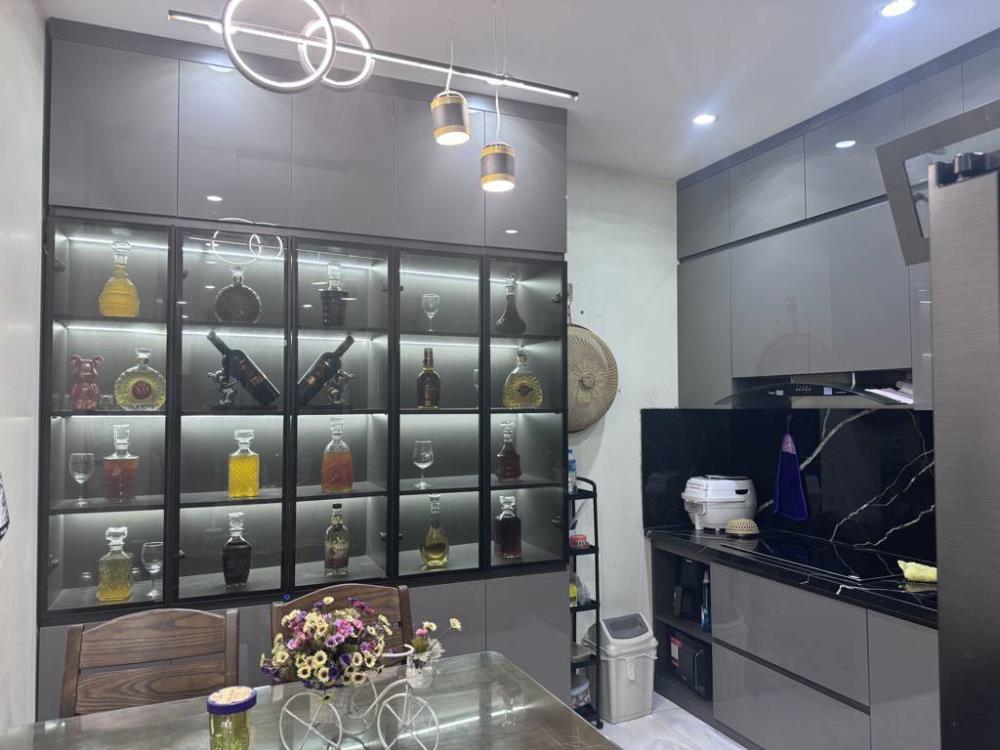 Bán nhà Giảng Võ, VIP Ba Đình, phân lô, oto tránh, sát phố, ở miễn chê, 71m2*5T