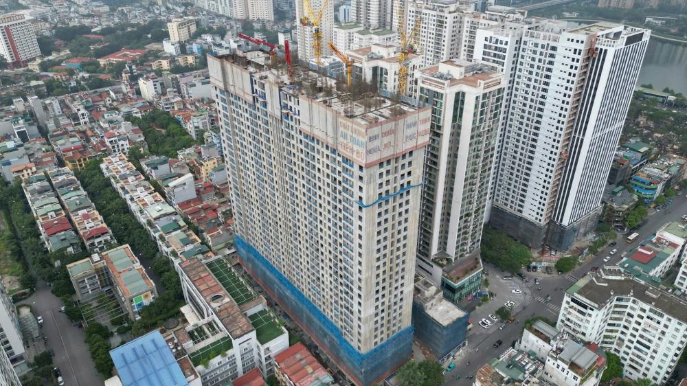 Bán căn 1PN, view trực diện bể bơi tại Vinhomes Thanh Hóa, giá 2.2 tỷ