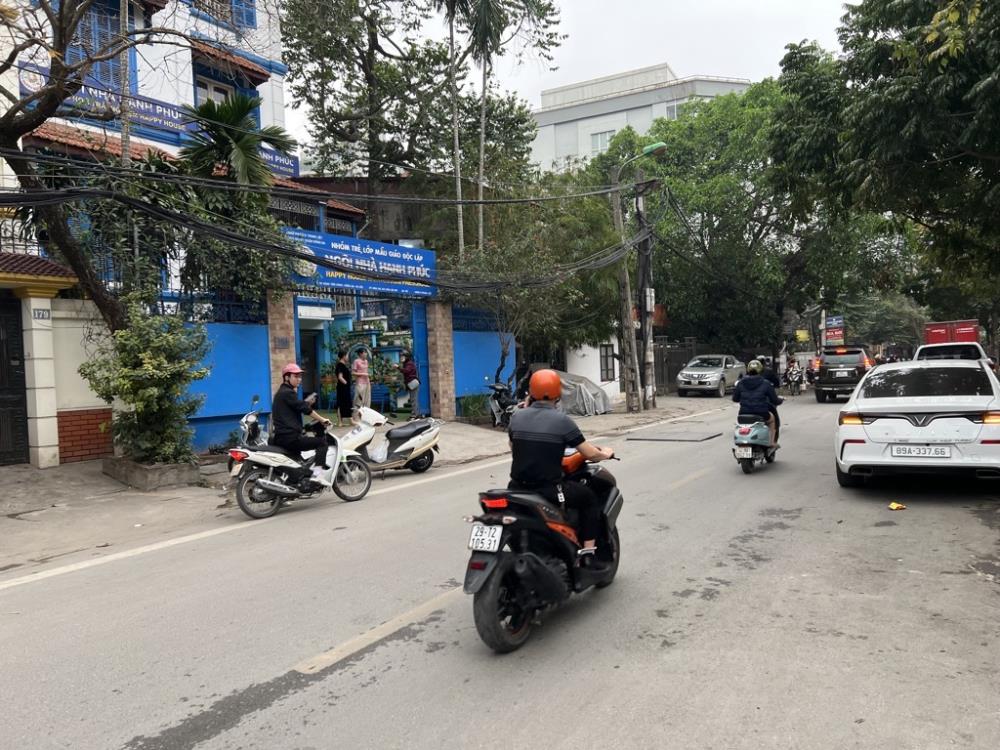 Bán nhà riêng 38 m2 đường Đặng Tiến Đông quận Đống Đa có ô tô tránh