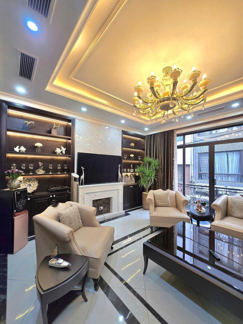 Bán nhà riêng 70m2 phố Lê Trọng Tấn, Thanh Xuân, ô tô tránh, an ninh tốt