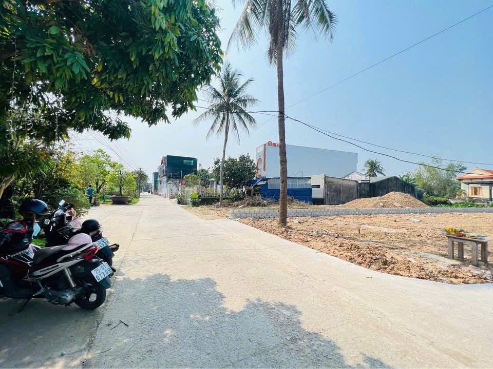 Bán nhanh lô đất mặt tiền 5m tại Phú Xuân, Thái Bình
