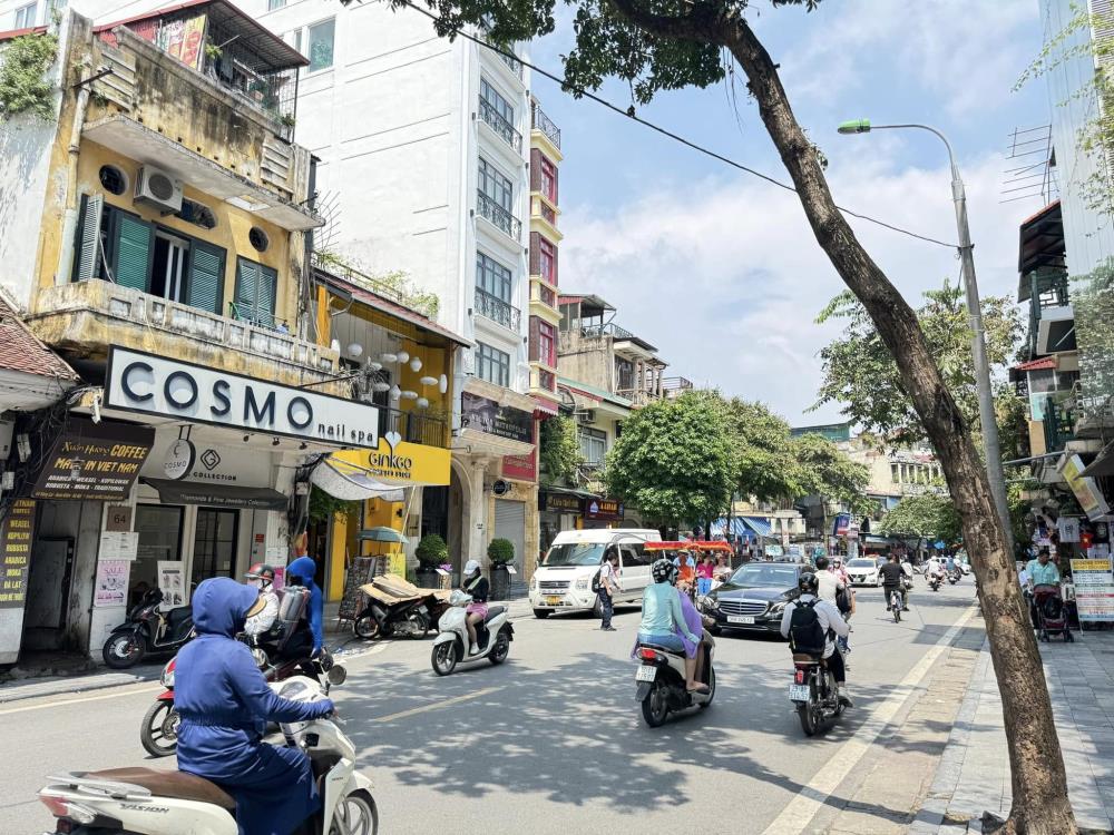 Cần bán đất phố cổ Hàng Bài Quận Hoàn Kiếm Hà Nội 478m mặt tiền 11m giá 454 tỷ