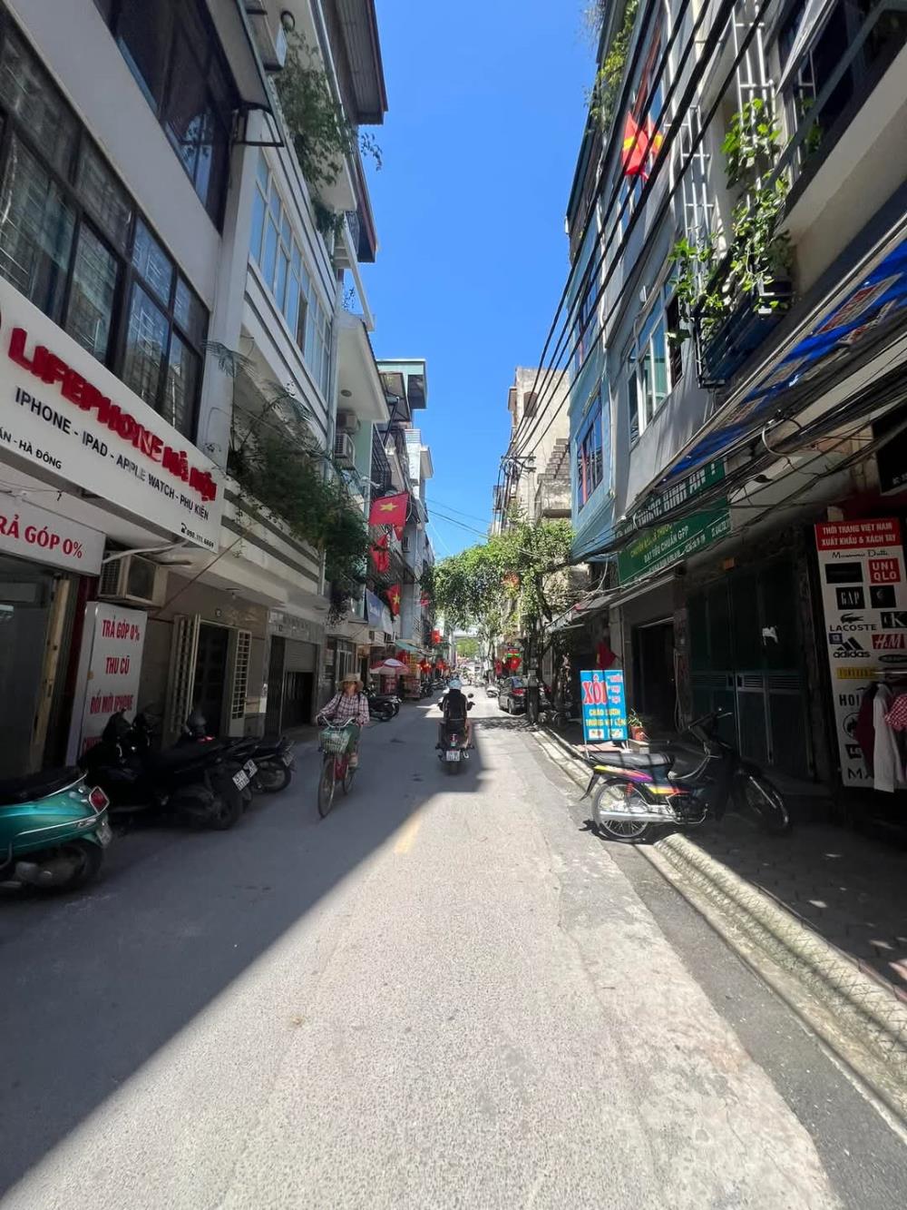 Bán nhà biệt thự liền kề 60m2 mặt tiền 5m đường 19/5 phường Mộ Lao quận Hà Đông có gara ô tô