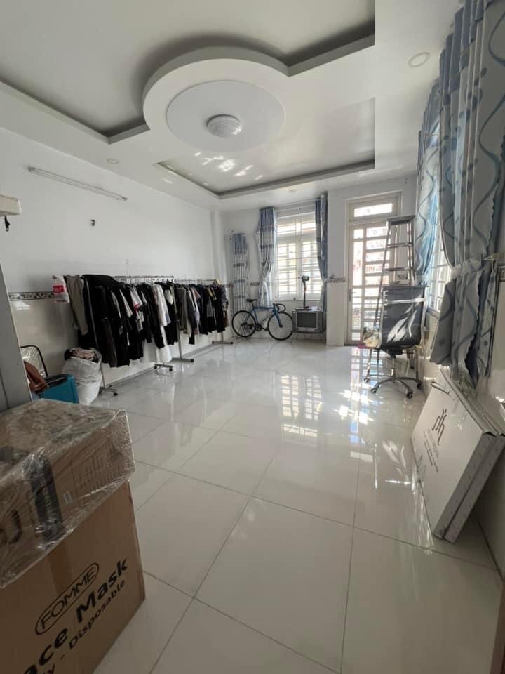 Bán nhà riêng 3 tầng 96m2 đường Nguyễn Phúc Chu, Tân Bình giá 8,8 tỷ