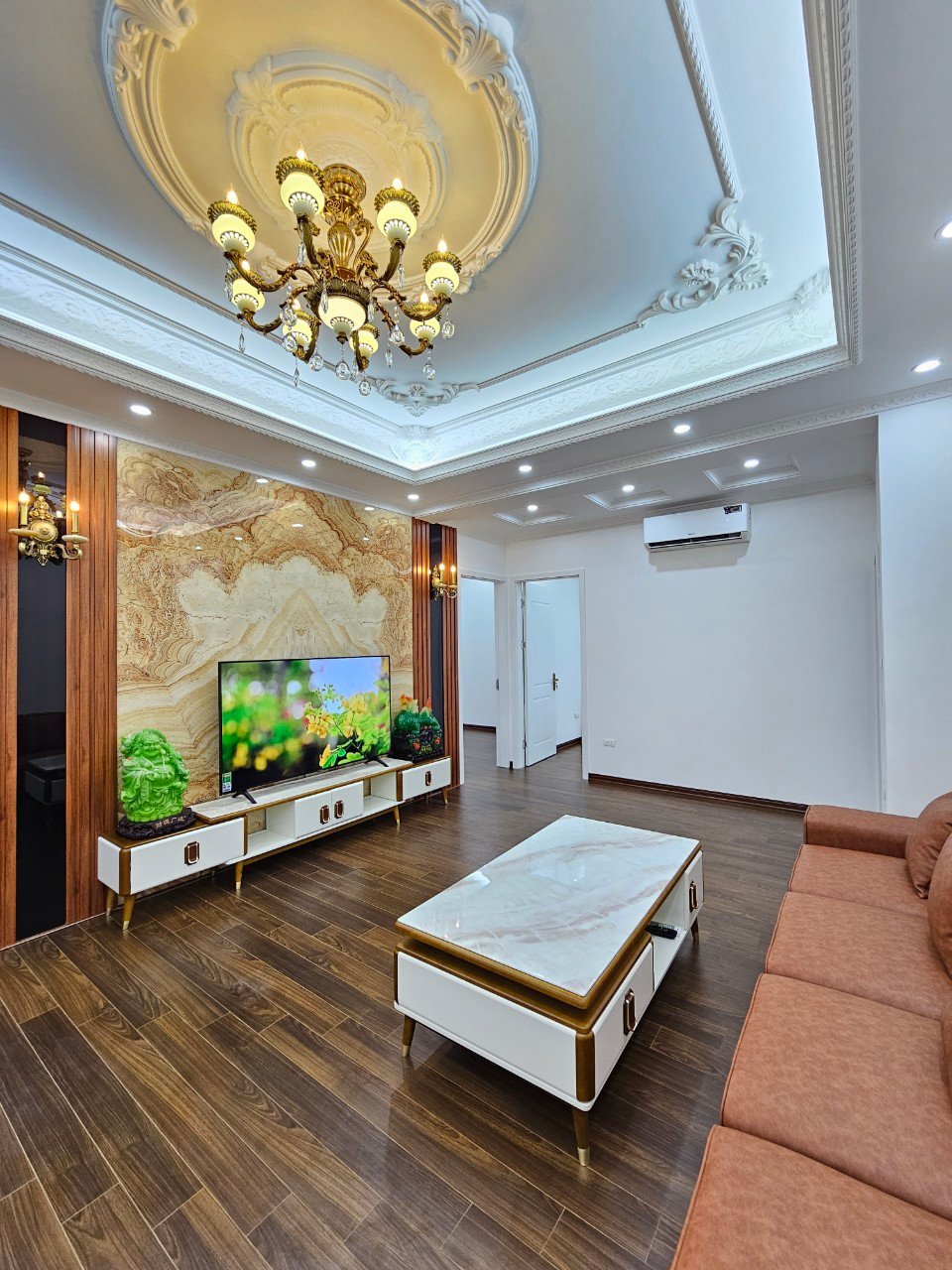 Bán căn hộ chung cư 82,2m2 tòa 141 Trương Định, Hai Bà Trưng, tiện ích đầy đủ