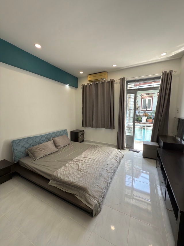 Bán nhà đẹp 3 tầng Lê Văn Quới, Bình Tân, diện tích 66m², giá 2 tỷ 550