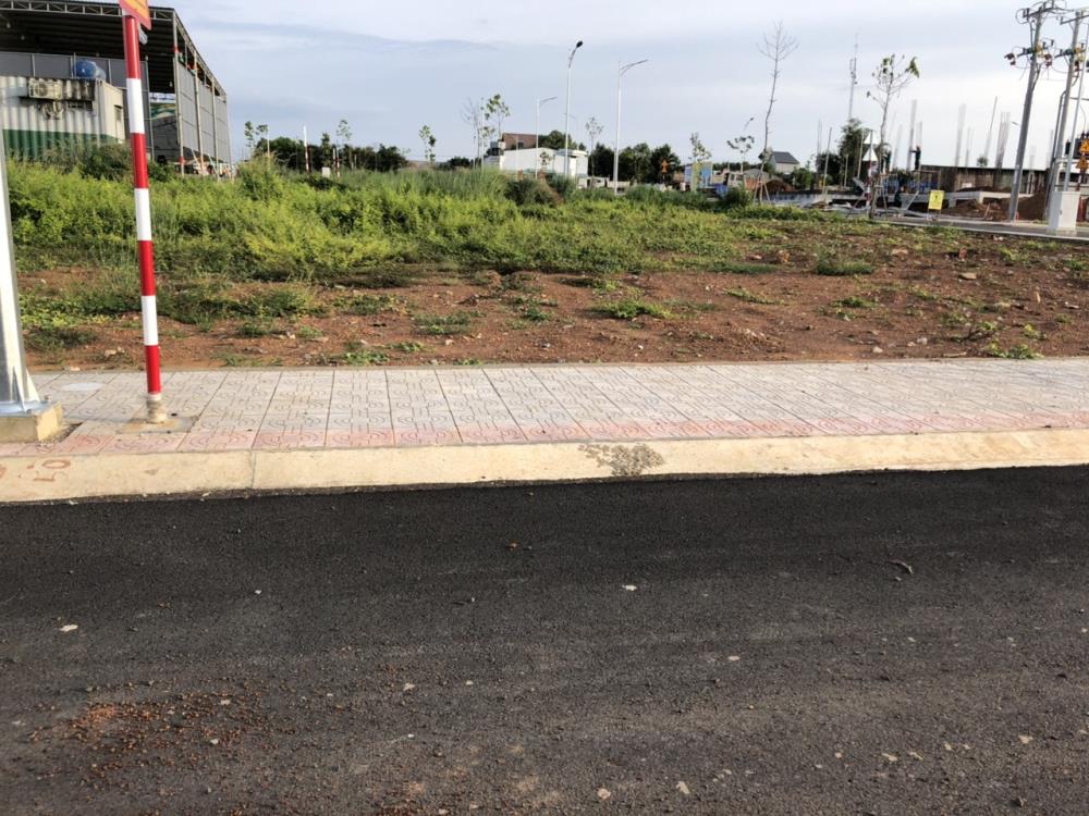 Bán đất thổ cư 1350m2 mặt tiền quốc lộ 13 tại Phú Riềng Bình Phước giá 270 triệu