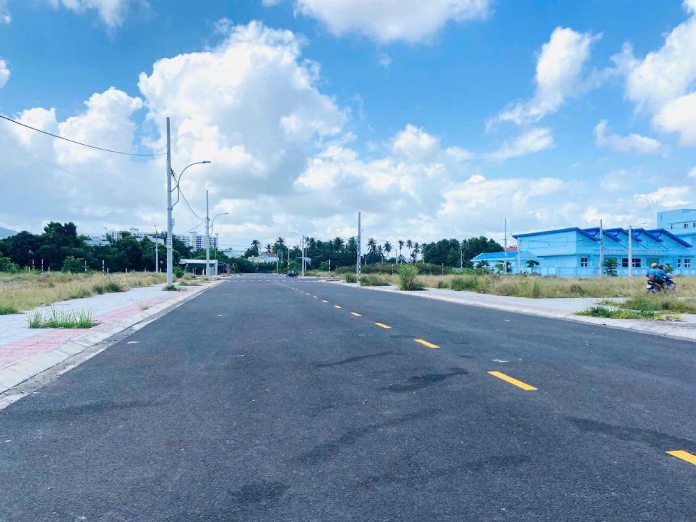 Bán lô đất 80m2 ngay cạnh Vinhomes Củ Chi, giá tốt nhất Khu Vực
