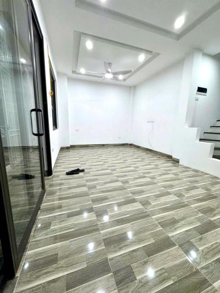 Bán nhà riêng 30m2 phố Lê Thanh Nghị, Hai Bà Trưng, giá 9,8 tỷ