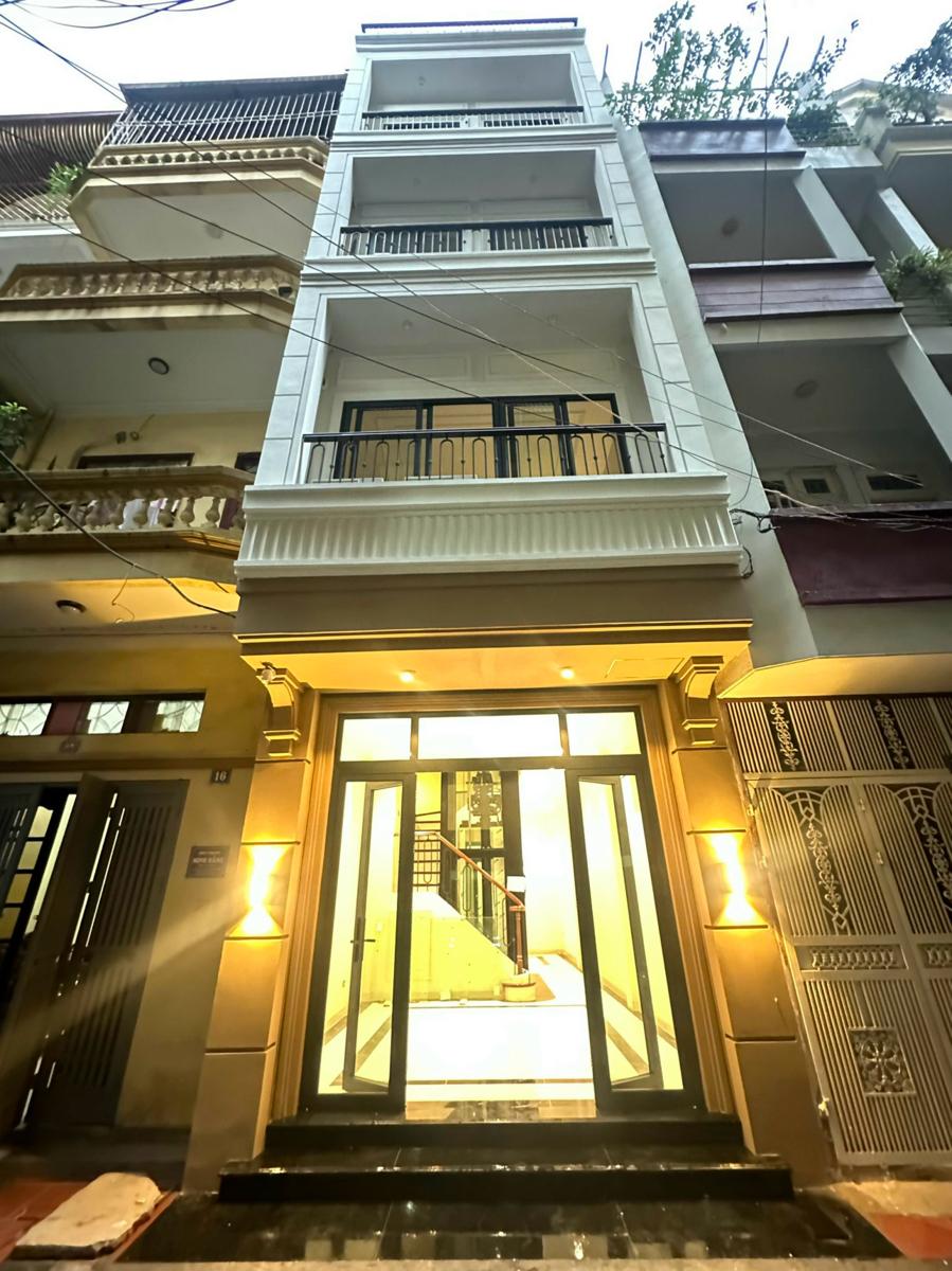Bán nhà riêng 800A Nghĩa Đô Cầu Giấy Hà Nội 45,1m² thiết kế hiện đại