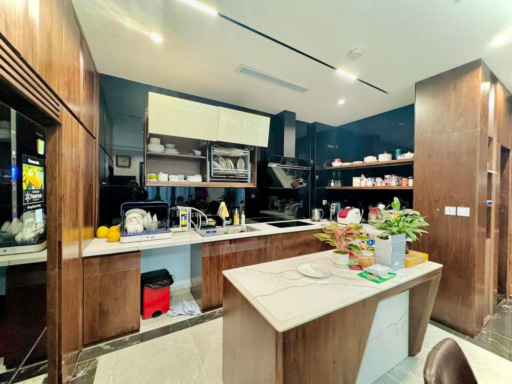Bán nhà 42m2 - 4 tầng mặt tiền 3.8m tại Pháo Đài Láng, Cầu Giấy, Hà Nội - Ô tô vào tận nhà