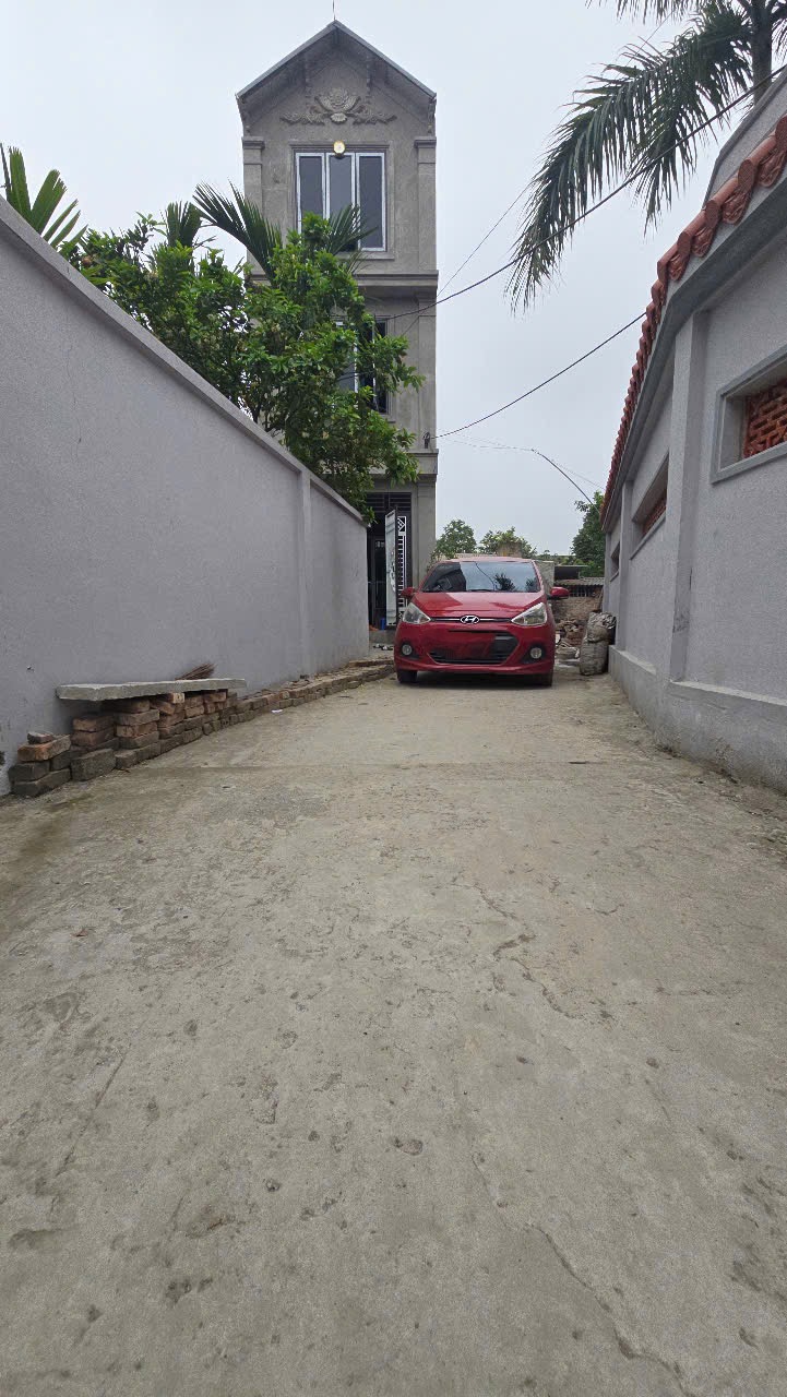 Bán nhà riêng 50.5m2 xã Bình Minh, huyện Thanh Oai, ô tô vào nhà giá 2.3 tỷ
