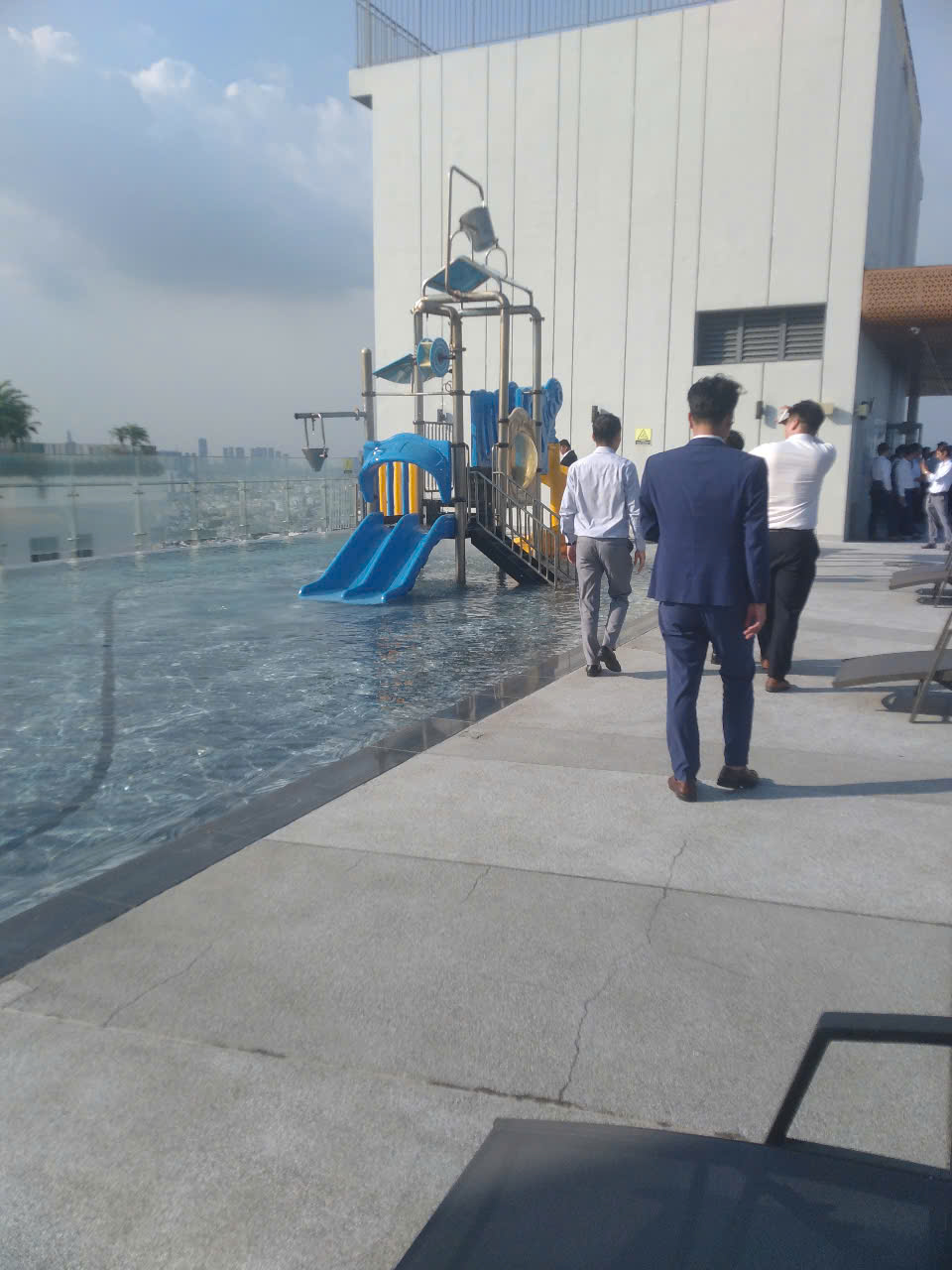Bán gấp Căn hộ Hưng Phúc 79m2 gồm 2PN, 2WC, View Biệt thự, đang cho thuê 19tr/tháng