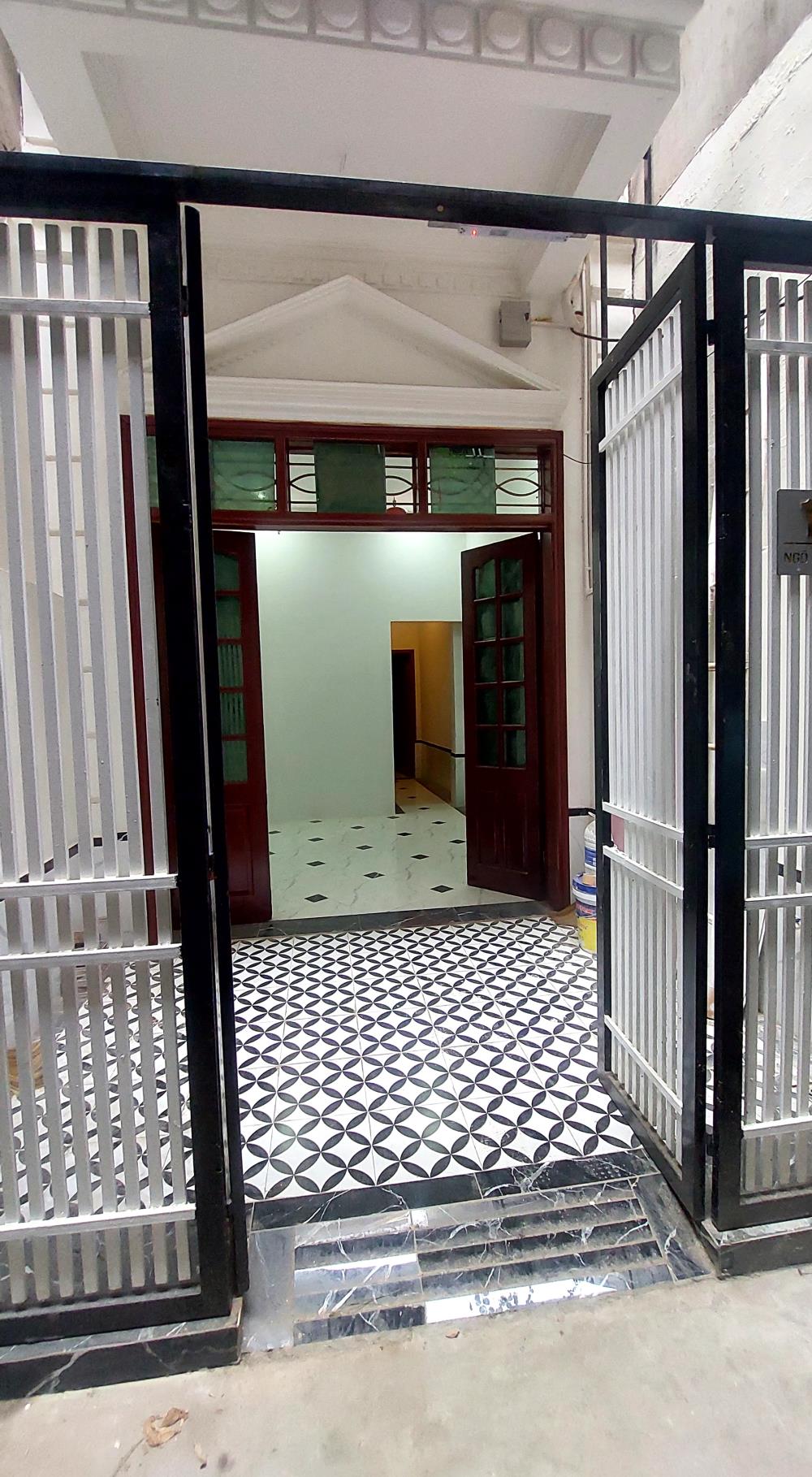 Bán nhà riêng 42m x 5 tầng Phường Mỹ Đình 1, Quận Nam Từ Liêm, có 9 phòng khép kín