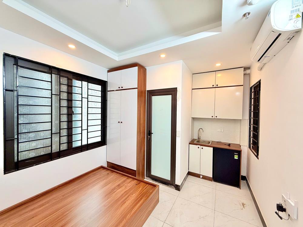 Bán nhà lô góc mặt tiền rộng, xây riêng biệt, ngõ thông KĐT Resco