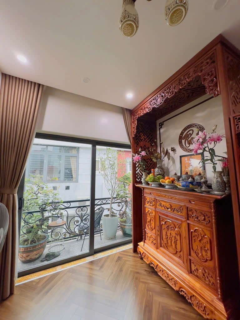 Bán nhà riêng 35m2 mặt tiền 4.5m tại Y Miếu, Đống Đa, Hà Nội giá 9 tỷ