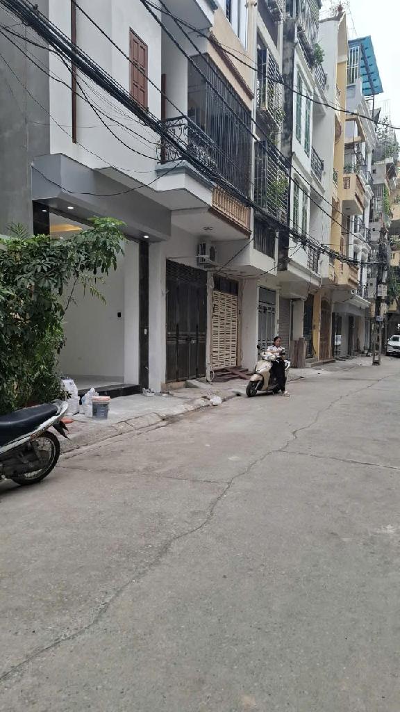 Bán gấp nhà 7 tầng Nguyễn Khánh Toàn, Cầu Giấy, 38m², giá 14,5 tỷ, sổ đỏ chính chủ