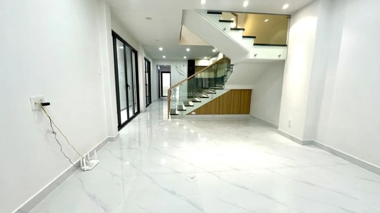 Bán nhà riêng 5 x 19m hẻm ôtô Lê Văn Lương Quận 7 giá chỉ 11,5 tỷ