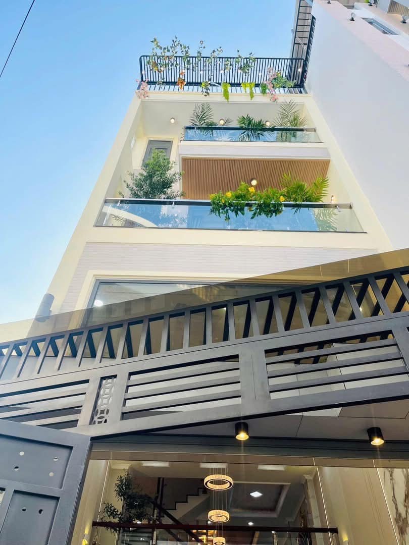 Bán nhà phố Phan Đăng Lưu Quận Bình Thạnh 60m2 giá 2,680 tỷ đầy đủ nội thất