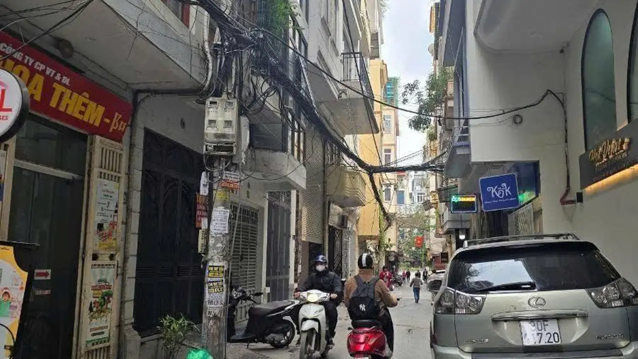 Bán nhà riêng 44m2 mặt ngõ Thái Hà Đống Đa ô tô kinh doanh tốt