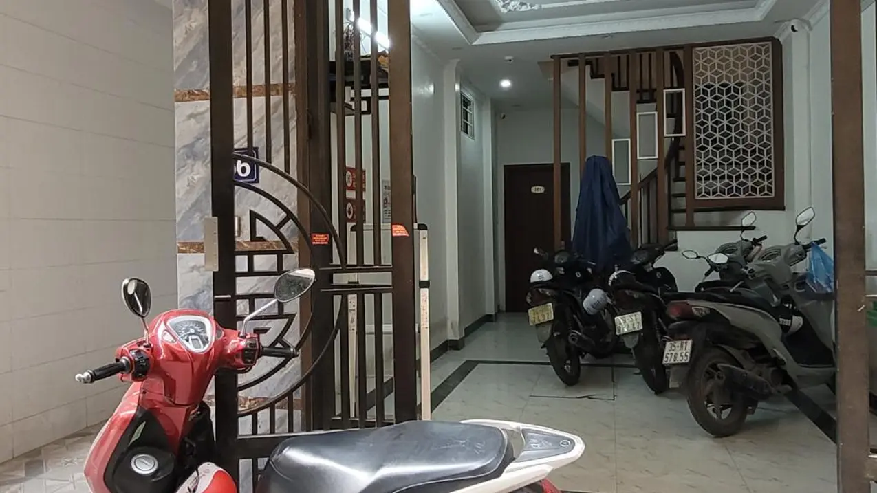 Bán nhà riêng 38m2 đường Phạm Văn Đồng, Bắc Từ Liêm có 9 phòng cho thuê