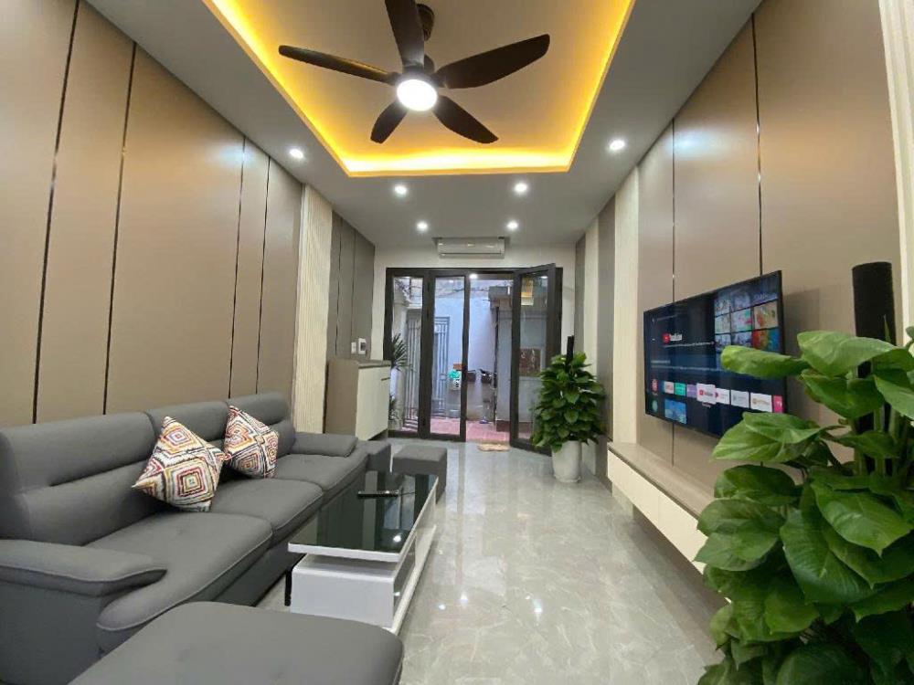 Bán nhà riêng 37m2 Hào Nam, Đống Đa, Hà Nội gần hồ sinh thái