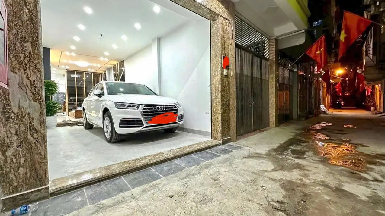 Bán nhà riêng 80m2 đường 8/3, Hai Bà Trưng, Hà Nội, thiết kế hiện đại