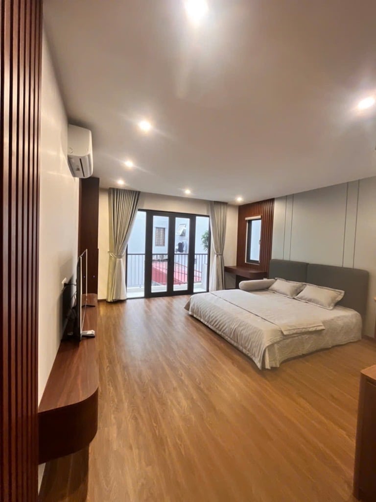 Bán nhà riêng 8 tầng thang máy đường Khuất Duy Tiến 54m2 giá nhỉnh 16 tỷ