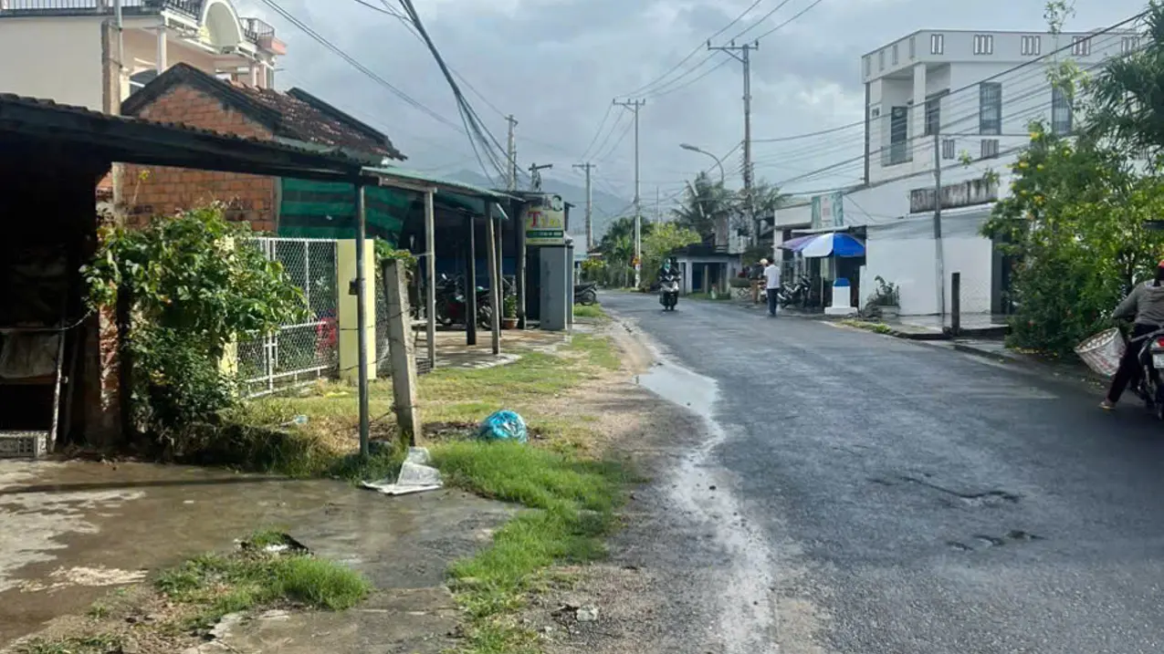 Bán lô đất 127,1m2 mặt tiền đường Nguyễn Huệ Vạn Khánh Vạn Ninh Khánh Hòa giá ưu đãi