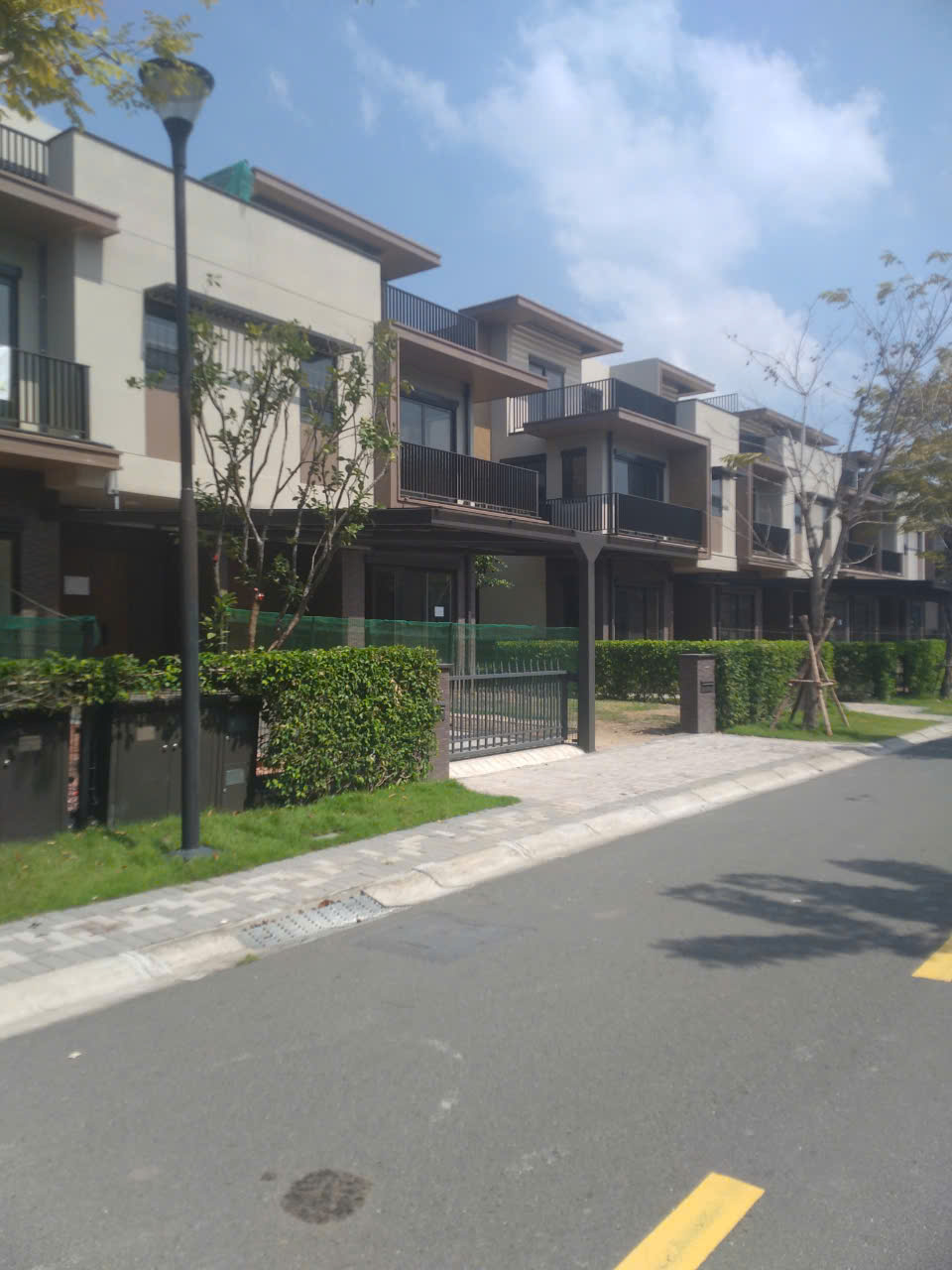 Bán nhà biệt thự liền kề 117m2 gần bến du thuyền sông Đồng Nai Phường Long Hưng Thành phố Biên Hòa