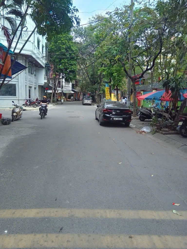 Bán nhà riêng Hồ Văn Chương, Hàng Bột, Đống Đa, 28m², 5 tầng, giá 5,69 tỷ