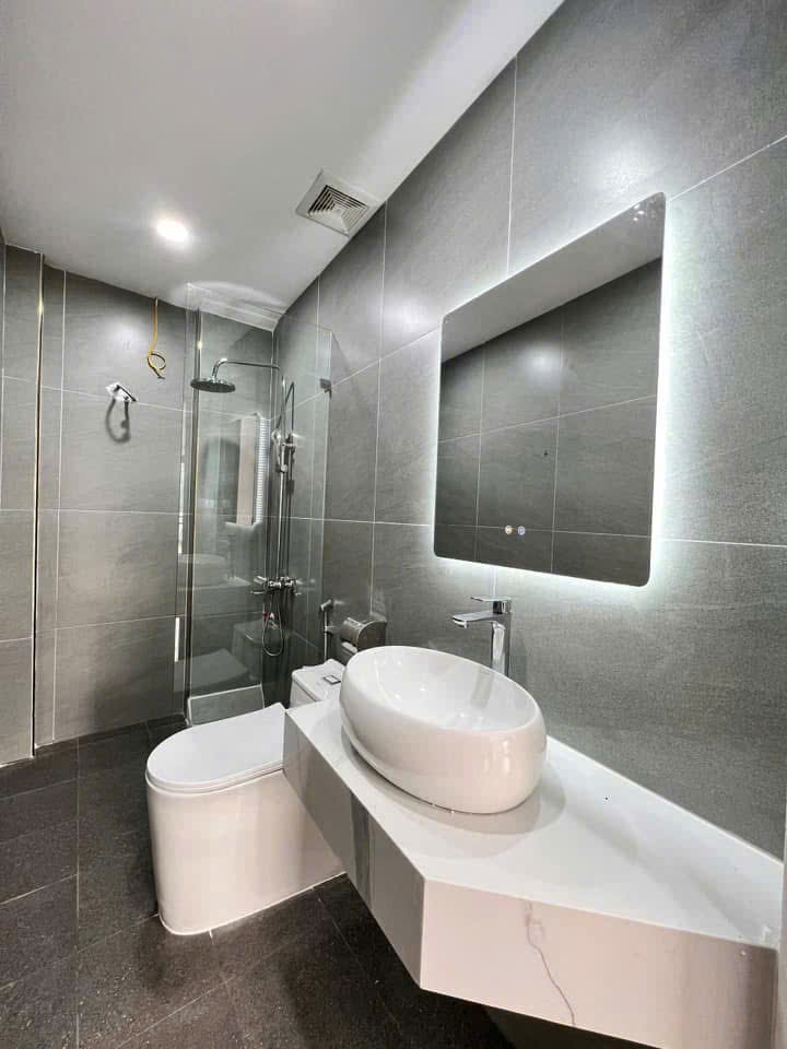 Bán nhà riêng 35m2 Khương Đình, Thanh Xuân 6 tầng thang máy, vị trí vàng